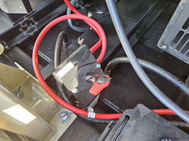 Generator AKSA AD410 | 410 kVA Diesel Notstrom aggregat | Schallgedämmt | Neu 2024