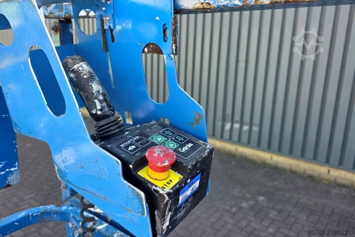 Scissor lift Genie GS1932 Electric, Working Height 7.8 m, 227kg Capac