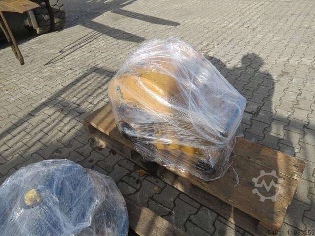 Teile & Zubehör Caterpillar Torque converter D11