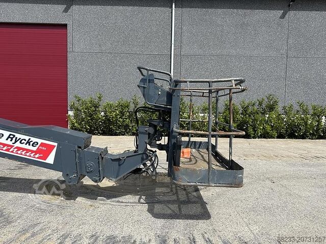 Teleskopische Hebebühne Aichi SR18A