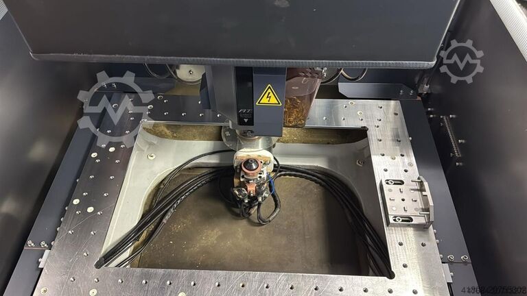 Drahterodiermaschine MITSUBISHI MV 2400R