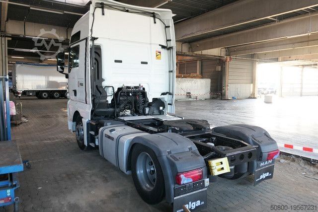 Standard SZM MAN 18.500 TGX 4x2, Intarder, 2x Tank, Standheizung