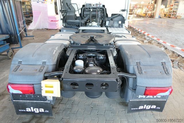 Standard SZM MAN 18.500 TGX 4x2, Intarder, 2x Tank, Standheizung