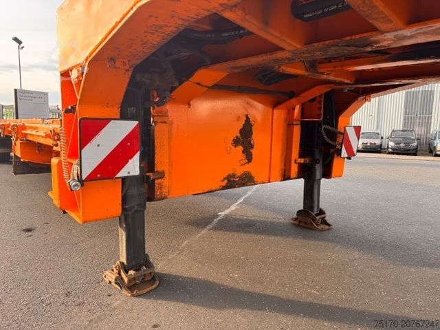 Tieflader-Sattelauflieger DINKEL DSAFA 36000 Schräglader/Tieflader 2x Lenkachse