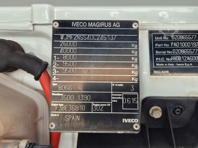 Kipper LKW IVECO Trakker AT260T41W 6x6 Meiller AHK