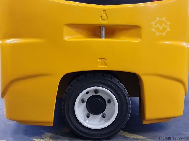 Elektro 3-Rad Jungheinrich EFG 213 - Service Neu - Batterie 80% - Freihub