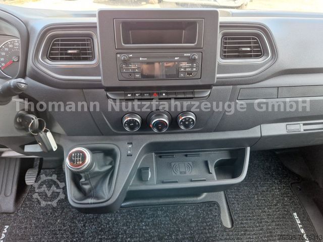 Box van RENAULT Koffer Möbelkoffer Red by Renault Trucks