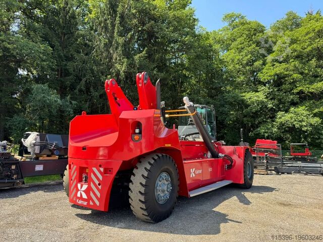 Full-container reach stacker Kalmar DRG450-60S5ME