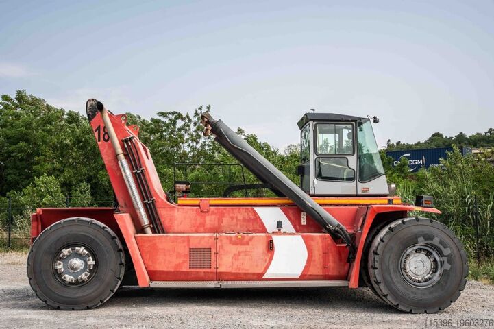 Full-container reach stacker Kalmar DRF450-60S5