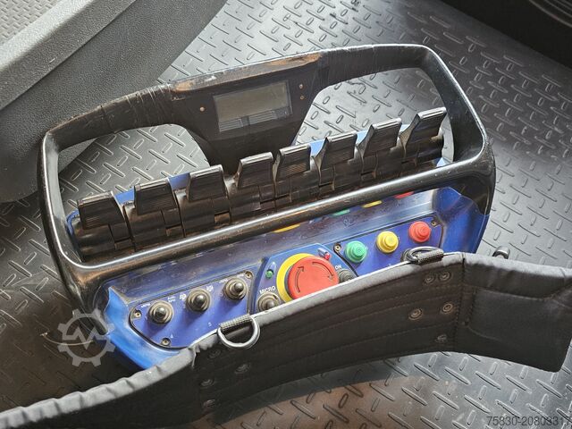 Kranwagen Scania R480 8X2 / HMF 60 t/m + JIB / RETARDER