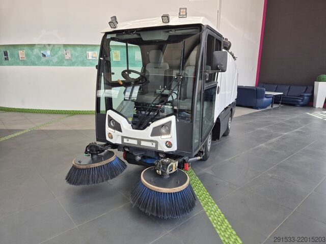 Sweeper truck Johnston C200/201 - Sweeper