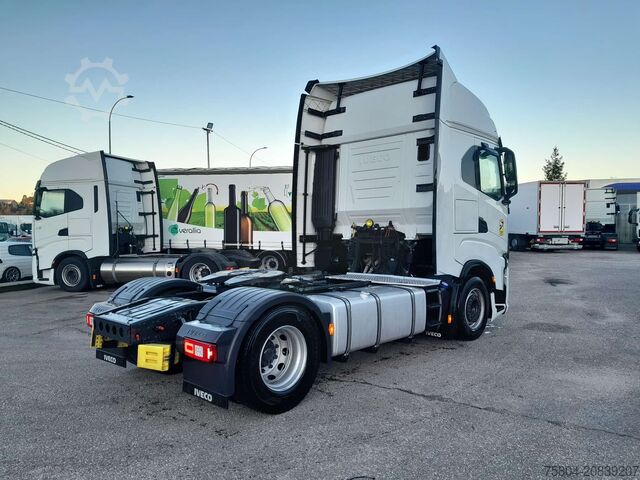 Standard SZM Iveco AS440ST/P