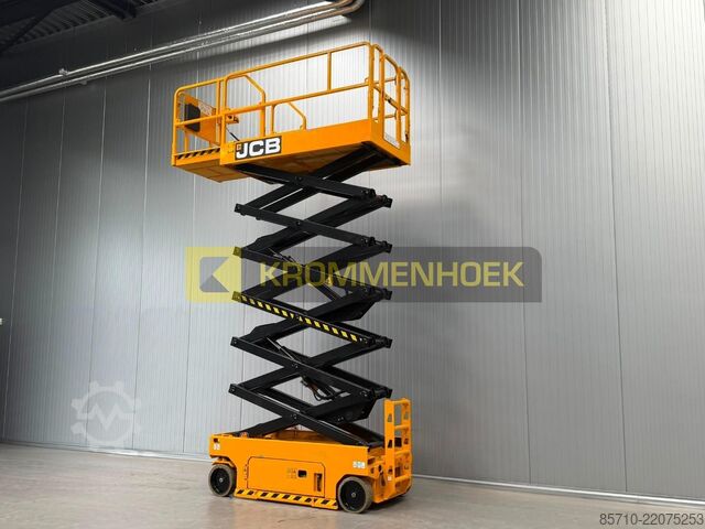 Scherenhebebühne JCB S 4046 E