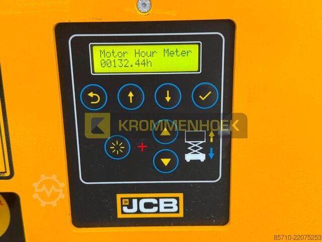 Scherenhebebühne JCB S 4046 E