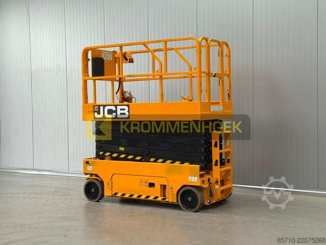 Scherenhebebühne JCB S 4046 E