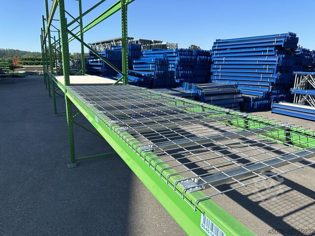 Pallet racking Voest approx. 22 linear meters, used VOEST-ALPINE Palettenregal