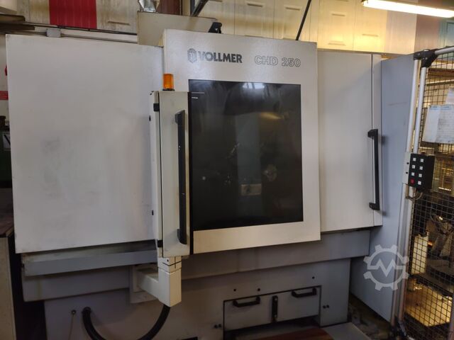 HM SĂ€gen Schleifmaschine mit Lader VOLLMER CHD250+ND230