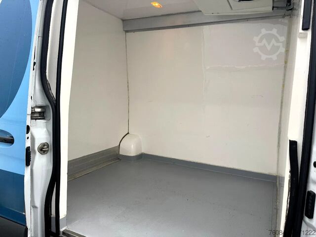 Reefer van Mercedes-Benz Sprinter 316 *Export*2 comp. koeling*Achteruitr...