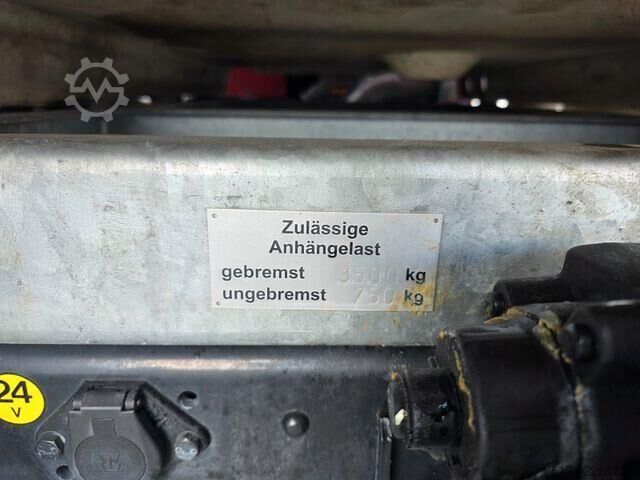 MAN LE 8.150 foam extinguishing vehicle 2,500L SLF 25/25 MAN LE 8.150 Schaum-Löschfahrzeug 2.500L SLF 25/25