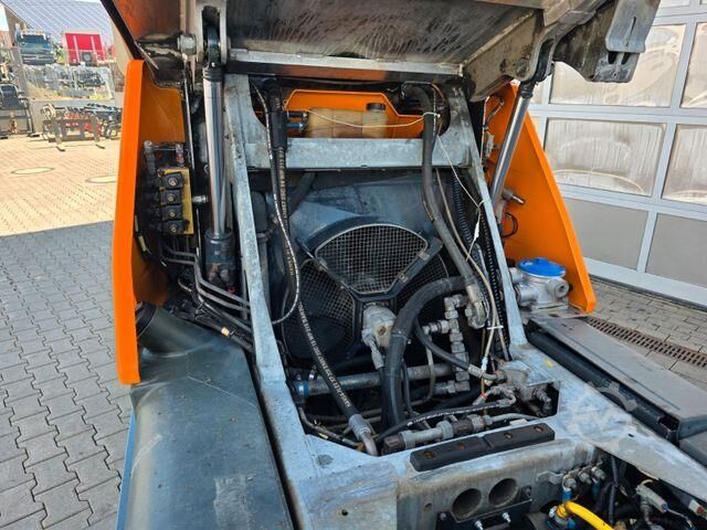 Road sweeper Schmidt Swingo Compact 200
