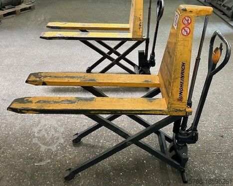 Pallet stacker Jungheinrich 