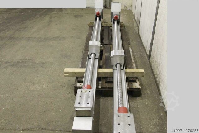 Linear rails with servo drive BJM Verfahrweg 2430 mm