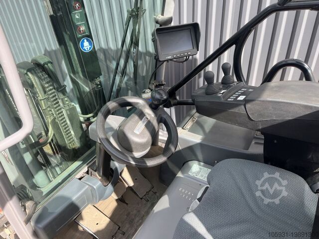 Electric 3-wheel forklift Jungheinrich EFG220