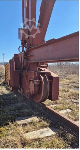 Rail-mounted container gantry crane KRAN / Uzlovsky Machine-Building Plant 20-25-8.5-5