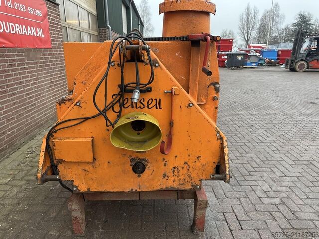 Holzhäcksler Jensen 
