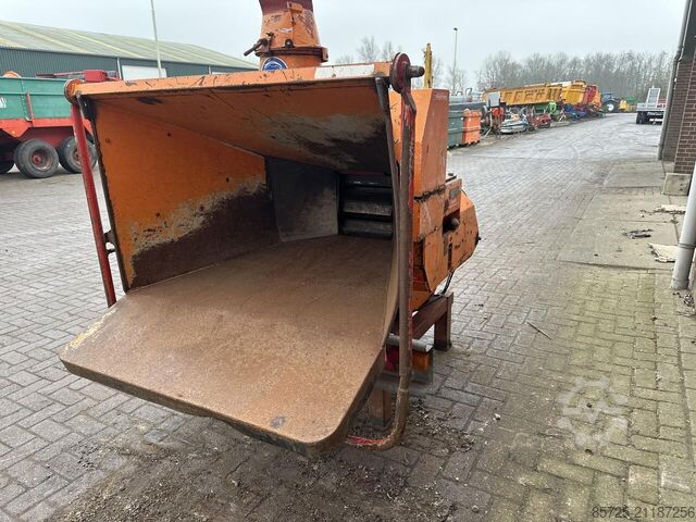 Holzhäcksler Jensen 