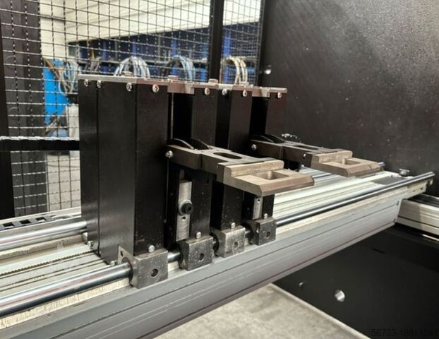 Hydr. Abkantpresse AMADA HFBO220/3  3100 x 220 to