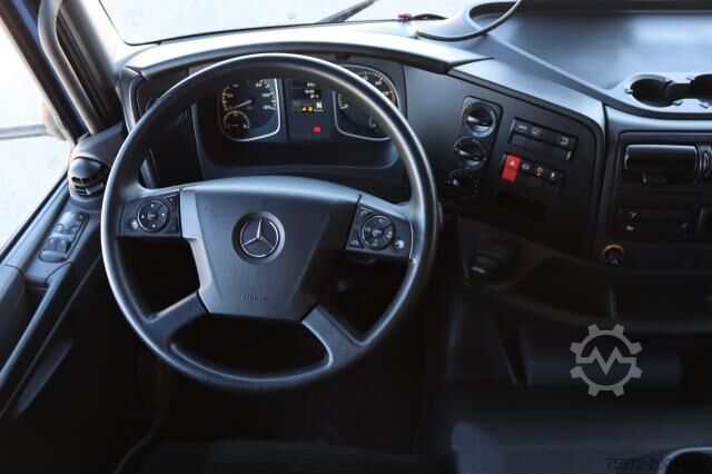 Flatbed truck with tarp Atego 1224 L Curtainsider