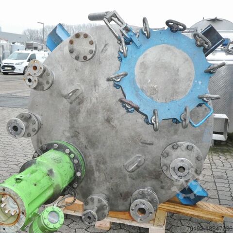 3685 litre heatable/coolable pressure vessel made of V4A  