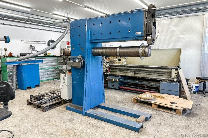 Large-format grooving machine Żłobiarka SM1400