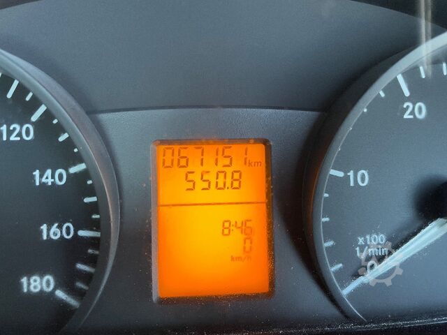 Garbage truck Mercedes-Benz Vuilnisauto 213CDI