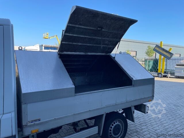 Garbage truck Mercedes-Benz Vuilnisauto 213CDI