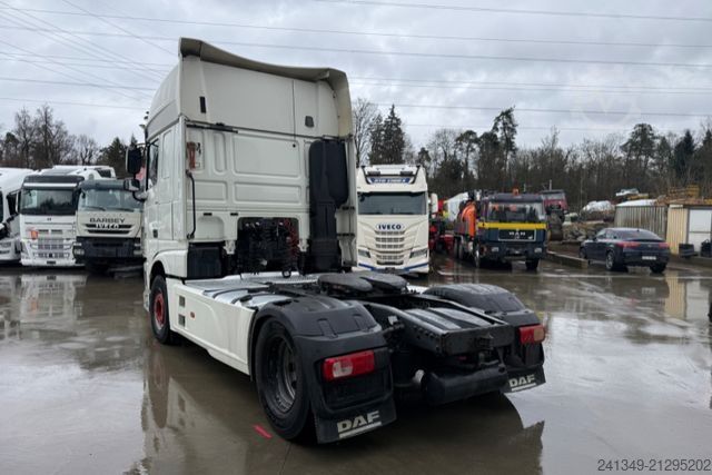 Standard SZM DAF XF460 4x2