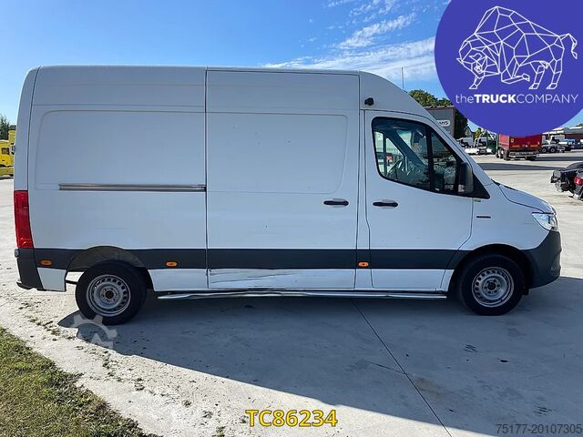 Box van Mercedes-Benz E-SPRINTER L2H2 41kWh