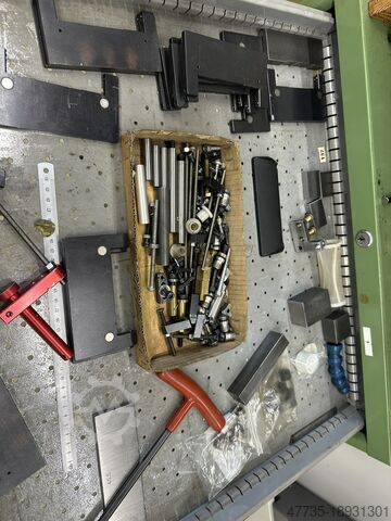 4 axis CNC machining center MORI SEIKI MV 50 E