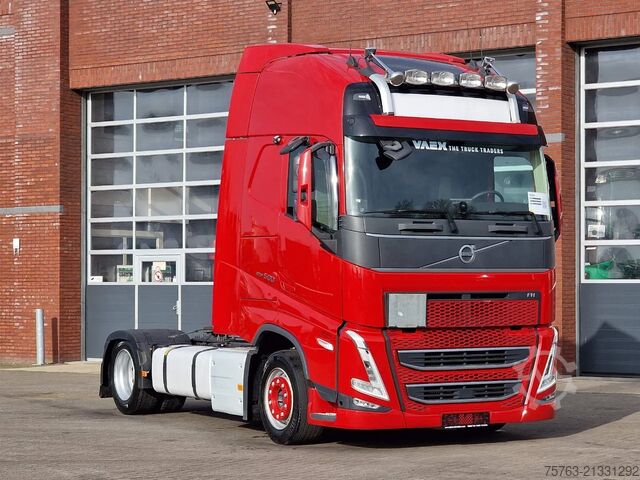 Volumen-SZM Volvo FH 13.500 Globetrotter XL - Low deck - I save -...