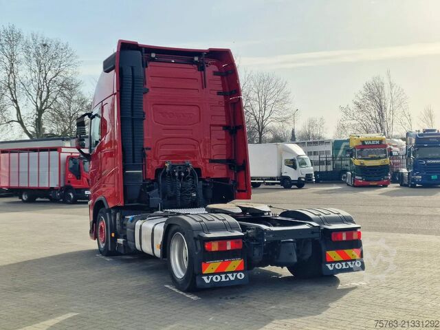 Volumen-SZM Volvo FH 13.500 Globetrotter XL - Low deck - I save -...