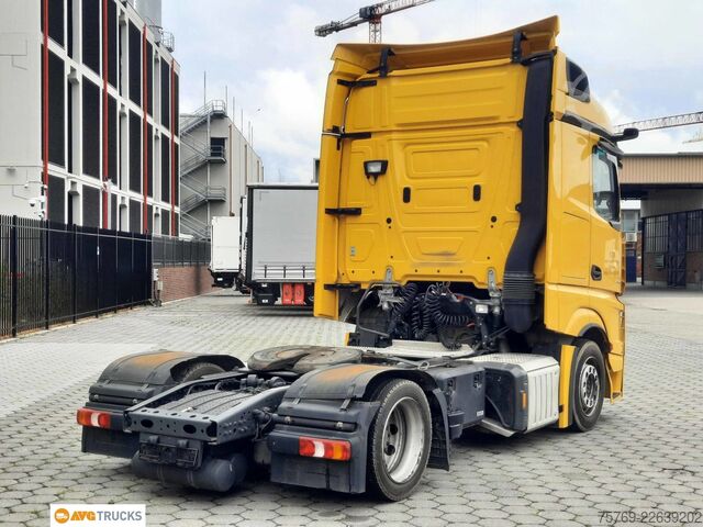 Volume tractor unit MERCEDES-BENZ 1845 LS ACTROS Retarder PPC Luftfederung VA+HA