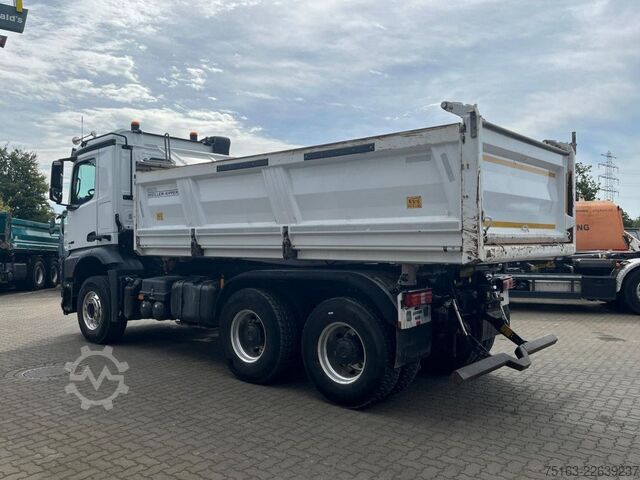 Tipper truck MERCEDES-BENZ Arocs 2658 K 6x4 3-Achs Kipper Meiller Bordmatik