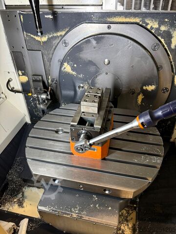 Universal machining center DMG MORI ecoMILL 50 BJ 2015