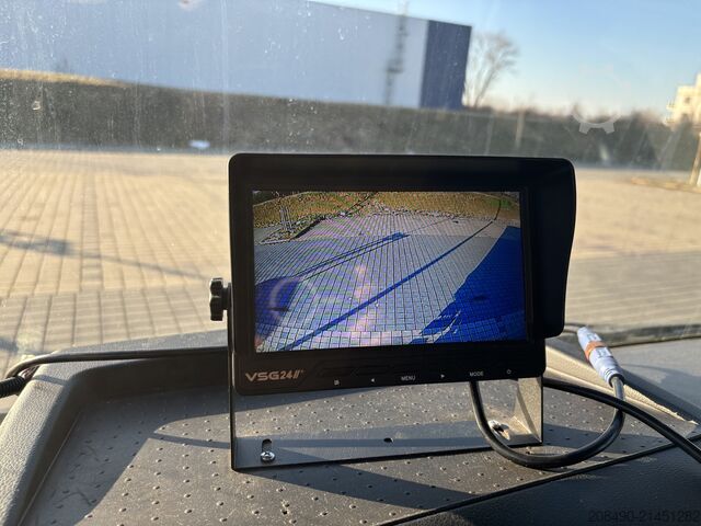 Truck with box body / tail lift, air suspension, trailer hitch MAN TGL 12.220 BL