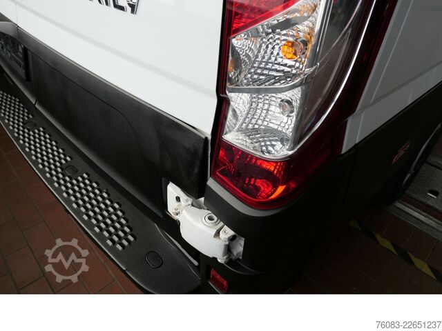High top van IVECO Daily35-160 L2H2 Klimaautomatik Kamera