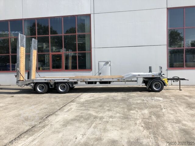 Low loader trailer Möslein T 3-6,60 VB 1 3 Achs Tieflader- Anhänger, Luftgefedert, Verbreiterung