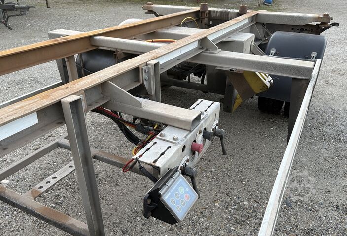 Trailer swap chassis ACKERMANN VERZINKT*langer Hub*17,5er Reifen