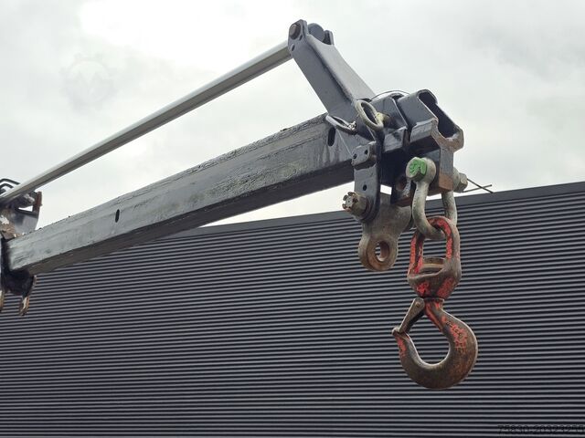 Crane truck Volvo FH 540 8x2 / 85 t/m CRANE / JIB / WINCH / KRAN