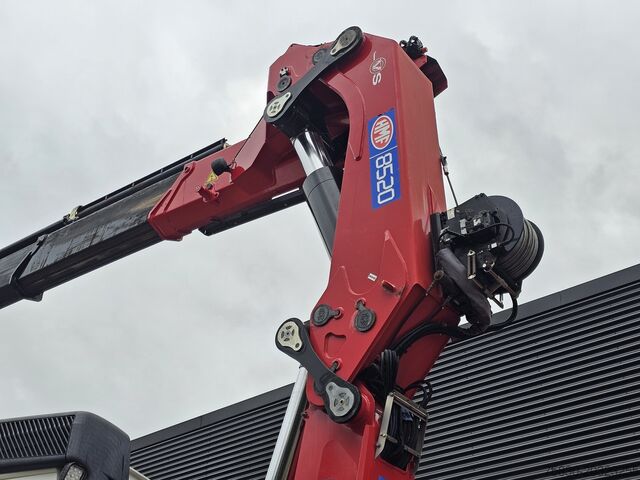 Crane truck Volvo FH 540 8x2 / 85 t/m CRANE / JIB / WINCH / KRAN